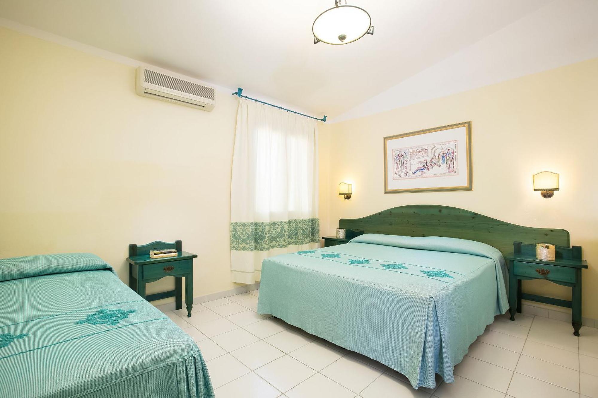 Alba Dorata Resort Cala Liberotto Exterior photo