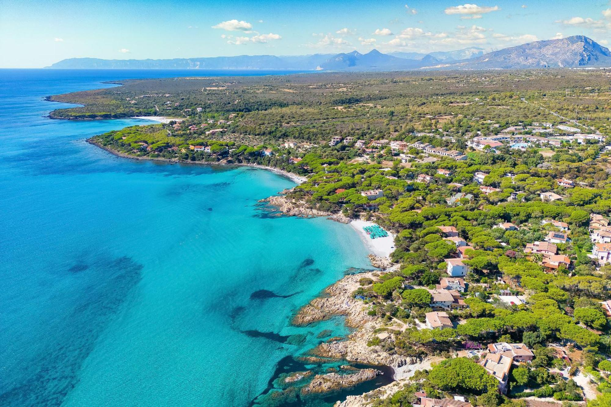 Alba Dorata Resort Cala Liberotto Exterior photo